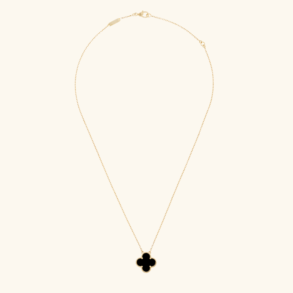 Collier Femme – Pendentif Trèfle Noir en Acier Inoxydable Doré Style Élégant