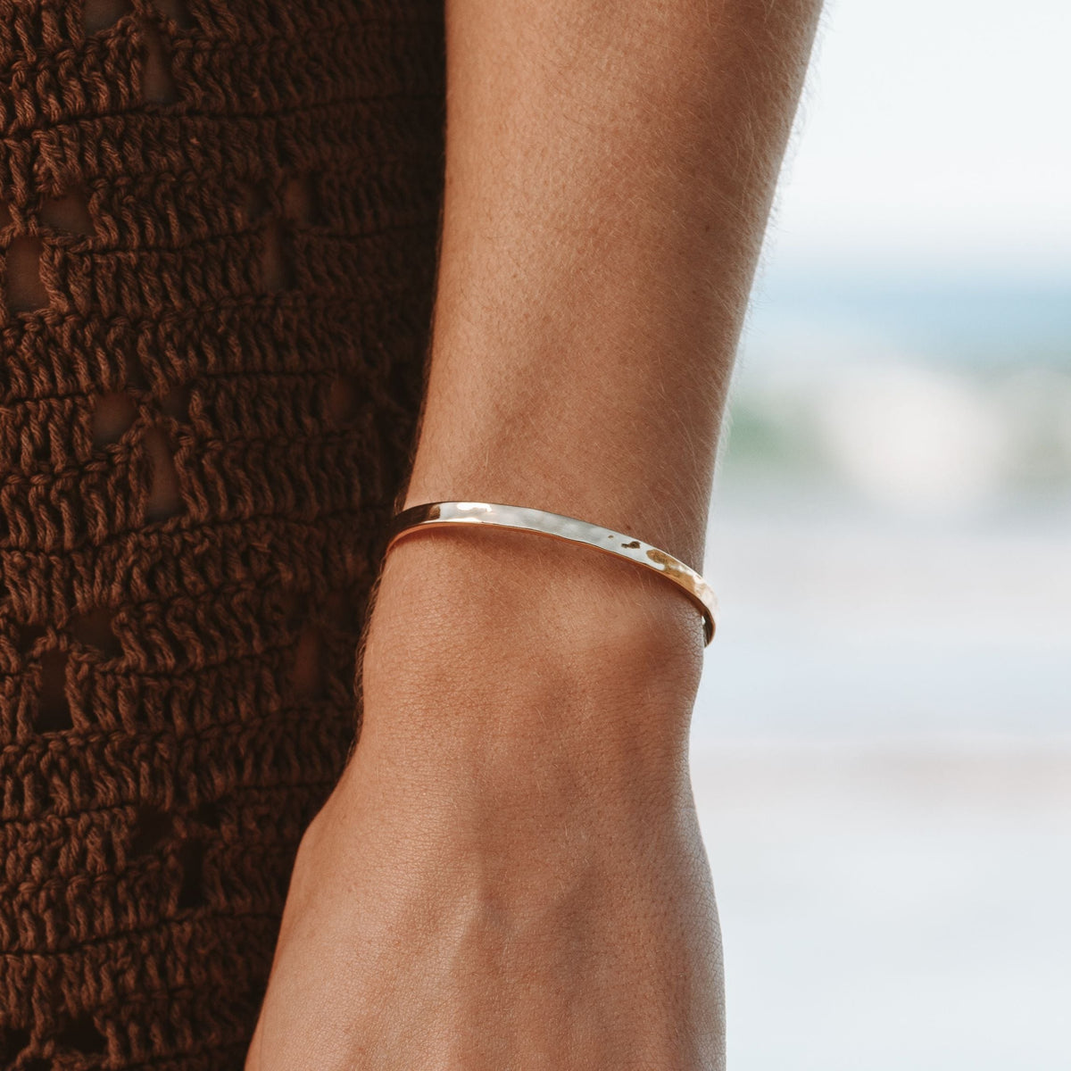 Bracelet Jonc Ouvert Martelé Femme Acier Inoxydable