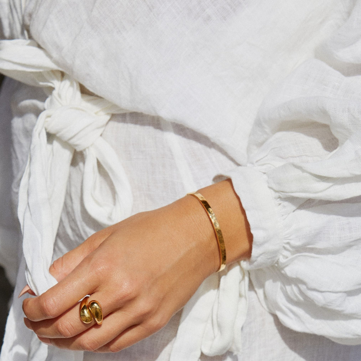 Bracelet Jonc Ouvert Martelé Femme Acier Inoxydable