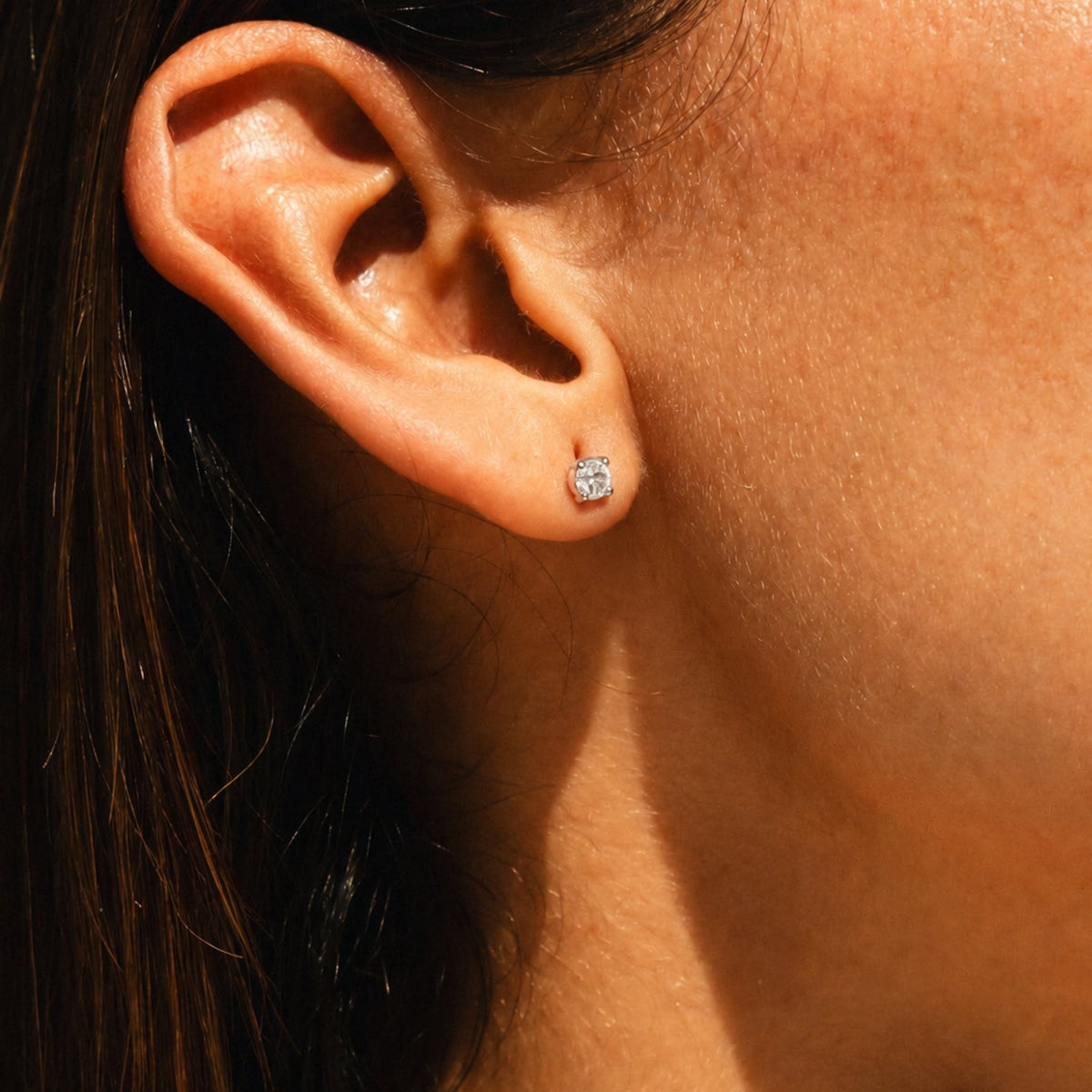 Clous d'Oreilles Zircon Serti Griffes Femme Acier Inoxydable