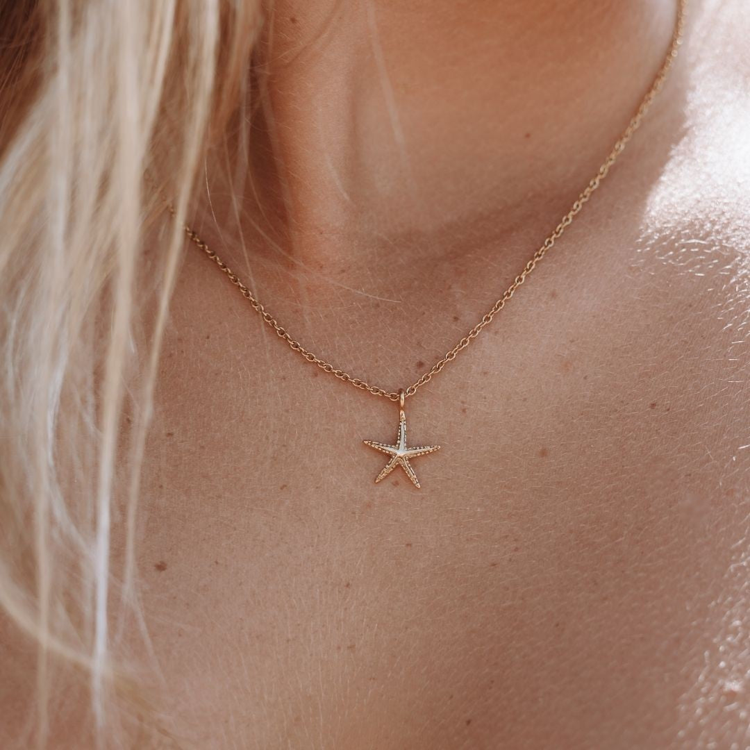 Collier Pendentif Étoile de Mer Femme Acier Inoxydable