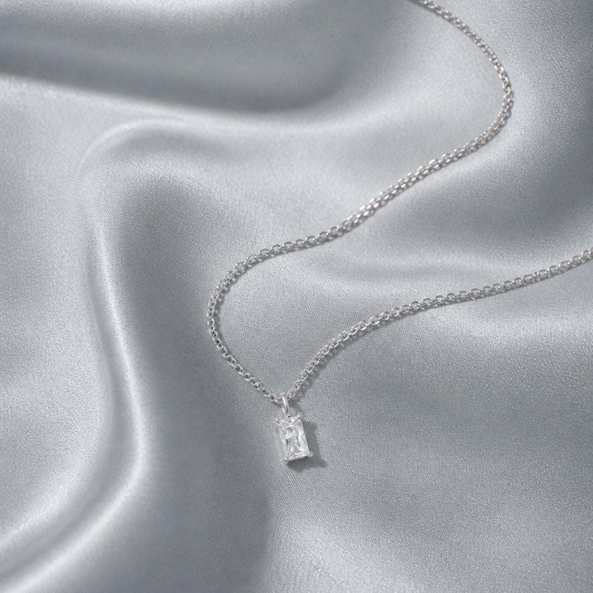 Collier Pendentif Zircon Baguette Femme Acier Inoxydable