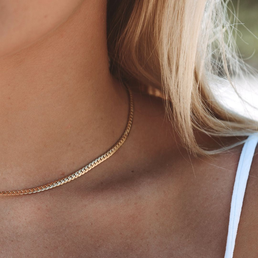 Collier Ras de Cou Maille Gourmette Plate Femme Acier Inoxydable