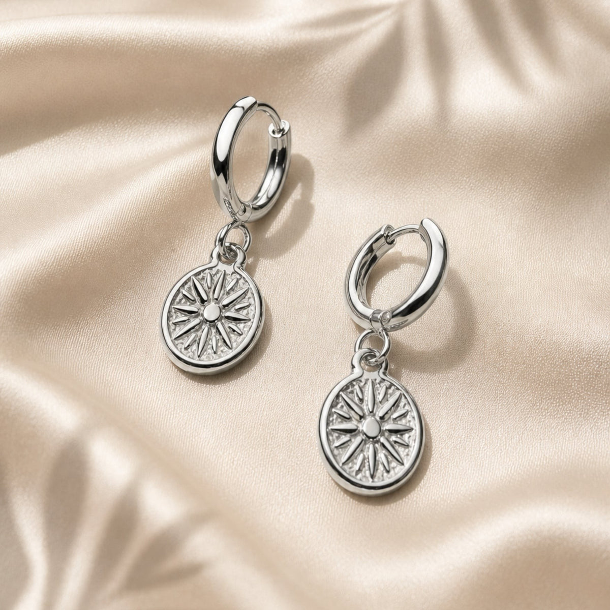 Créoles Pendantes Médaille Soleil Femme Acier Inoxydable