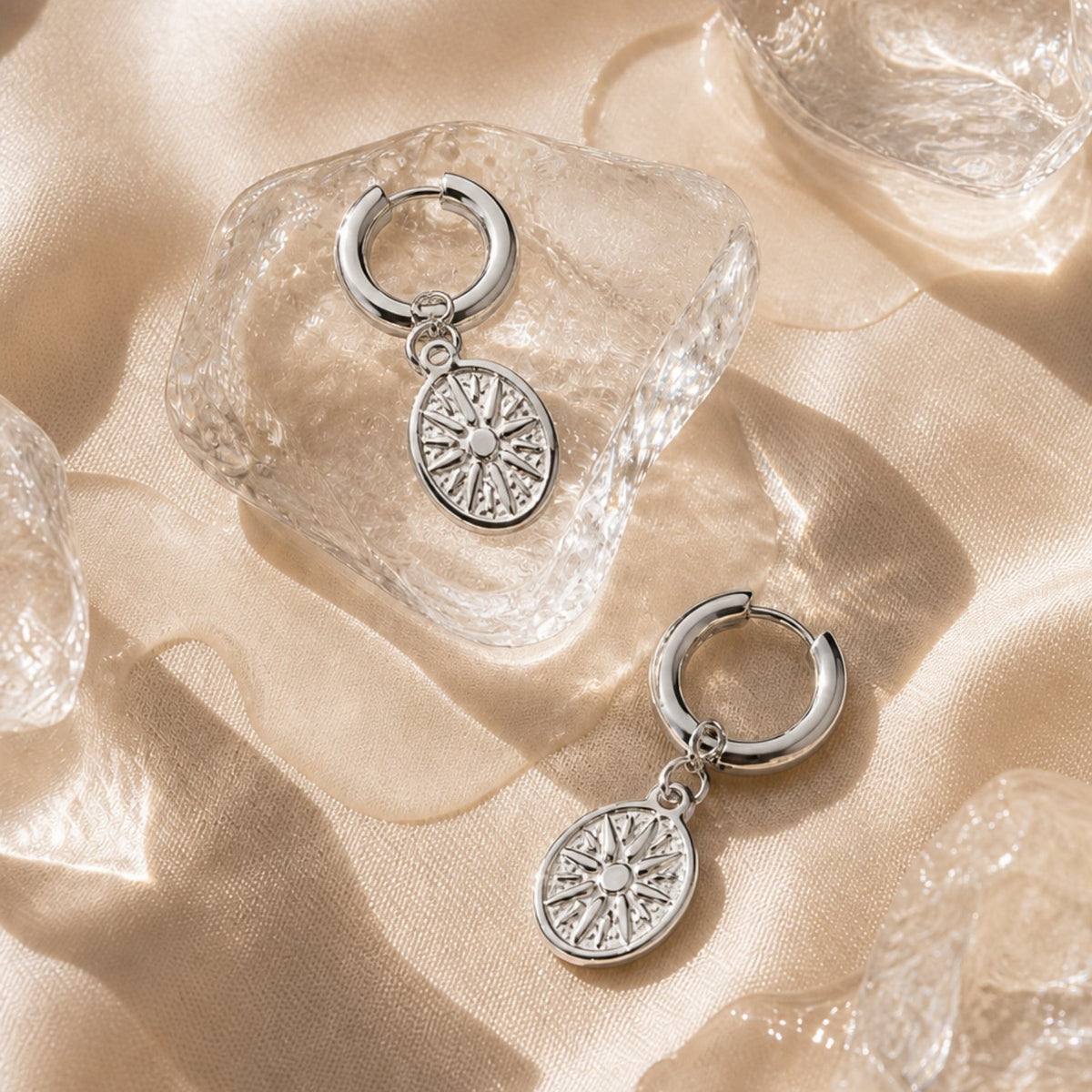 Créoles Pendantes Médaille Soleil Femme Acier Inoxydable