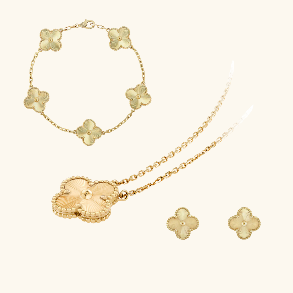 Parure Femme – Collier, Bracelet et Boucles d’Oreilles Fleur en Acier Inoxydable Doré Style Élégant