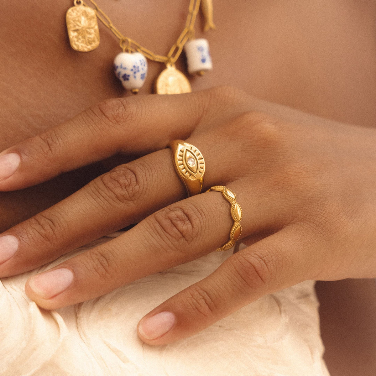 Bague Anneau Festonné Motif Navette Femme Acier Inoxydable