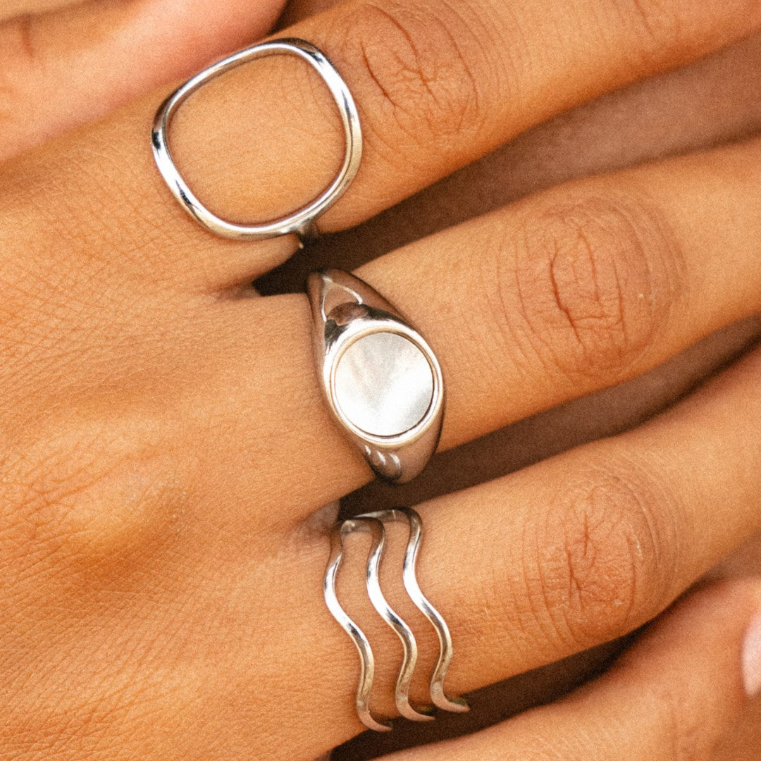 Bague Chevalière Nacre Blanche Femme Acier Inoxydable