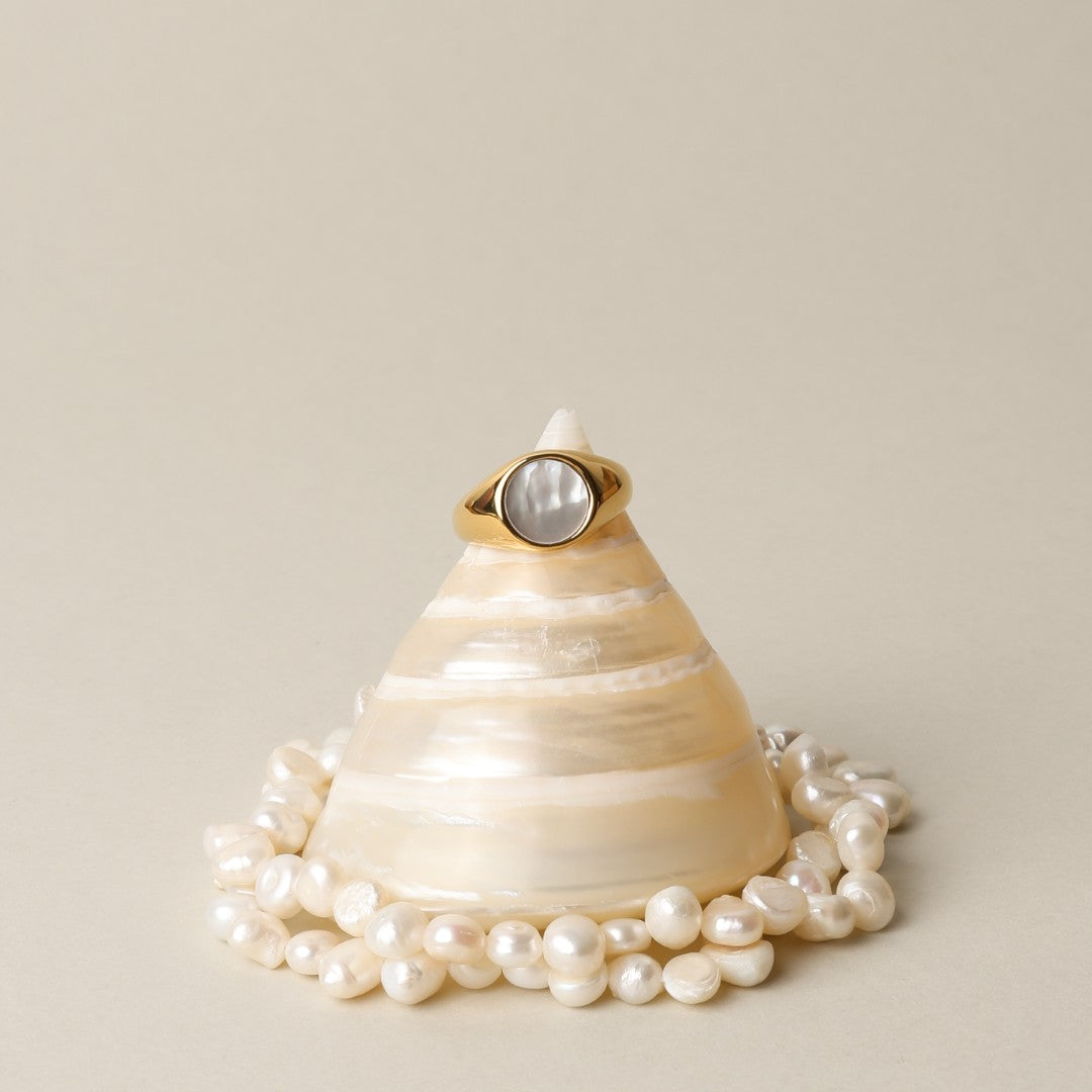 Bague Chevalière Nacre Blanche Femme Acier Inoxydable