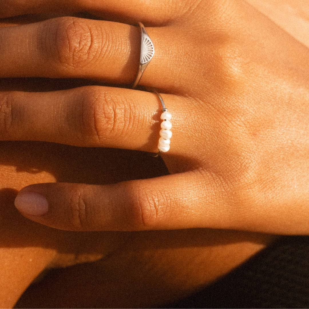 Bague Fine Cinq Perles d'Eau Douce Femme Acier Inoxydable