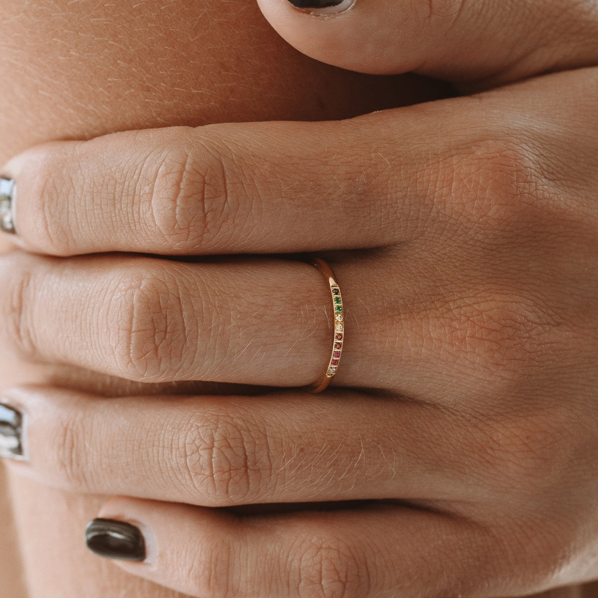 Bague Fine Rangée de Zircons Multicolores Femme Acier Inoxydable