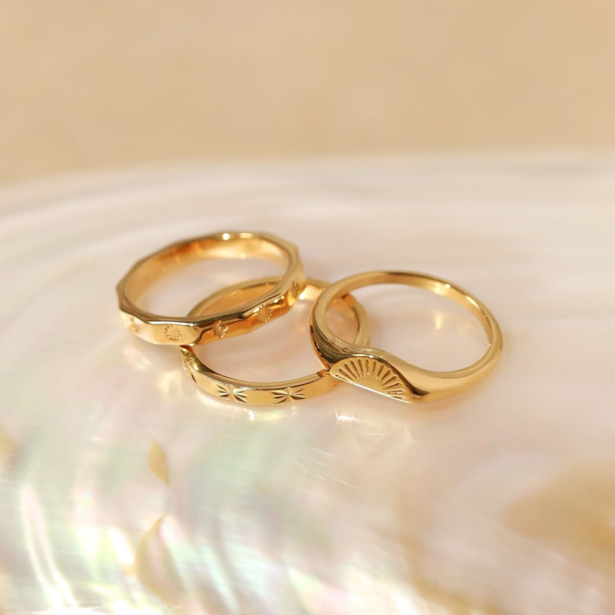 Bague Gravure Soleil Levant Femme Acier Inoxydable