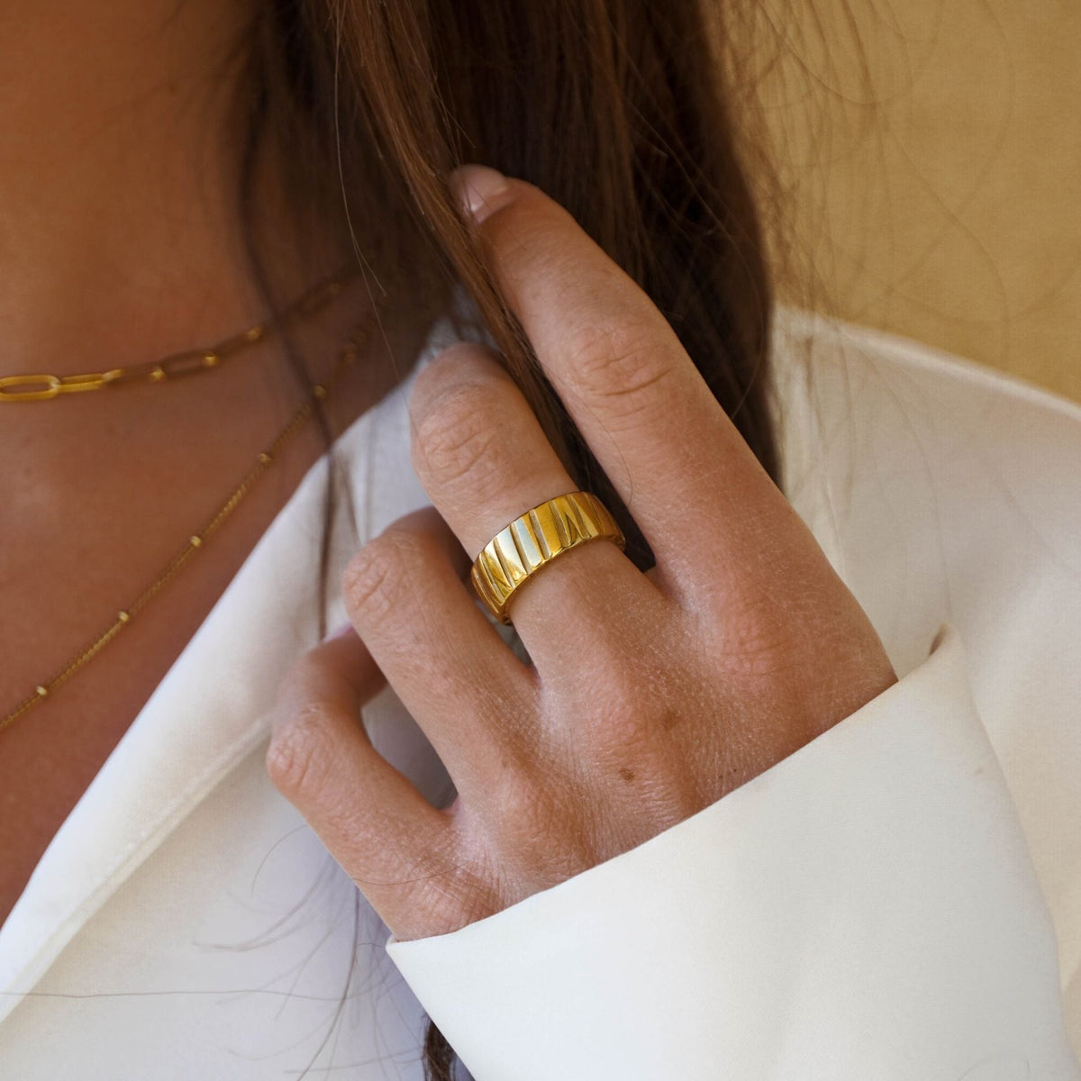 Bague Large Striée Femme Acier Inoxydable