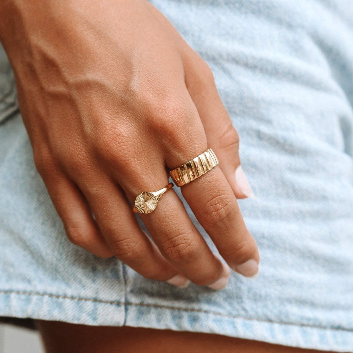 Bague Large Striée Femme Acier Inoxydable