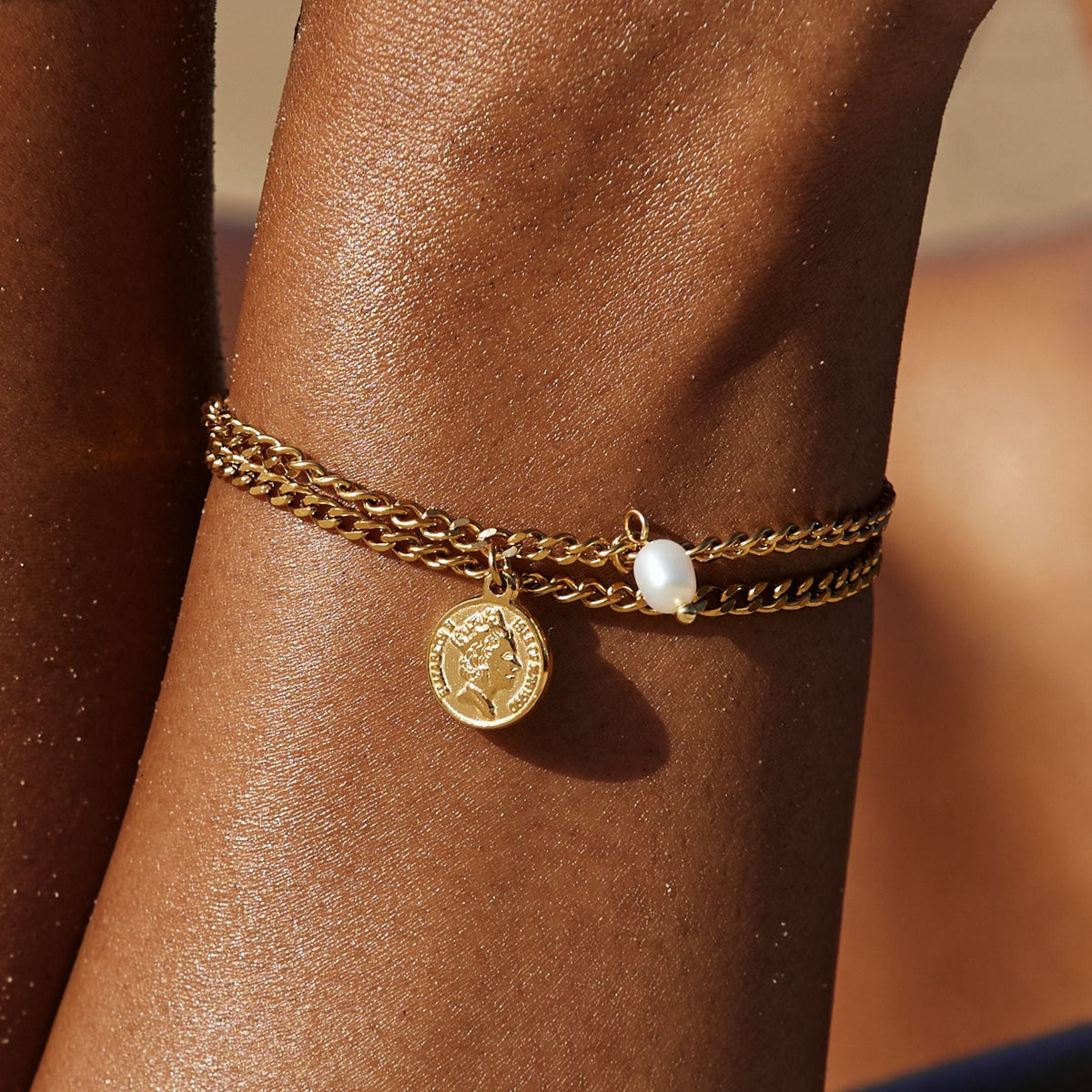 Bracelet Double Tour Médaille Perle Femme Acier Inoxydable