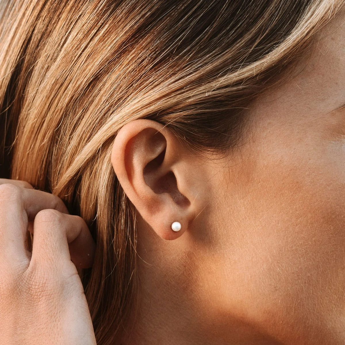 Clous d'Oreilles Perle d'Eau Douce 4 mm Femme Acier Inoxydable