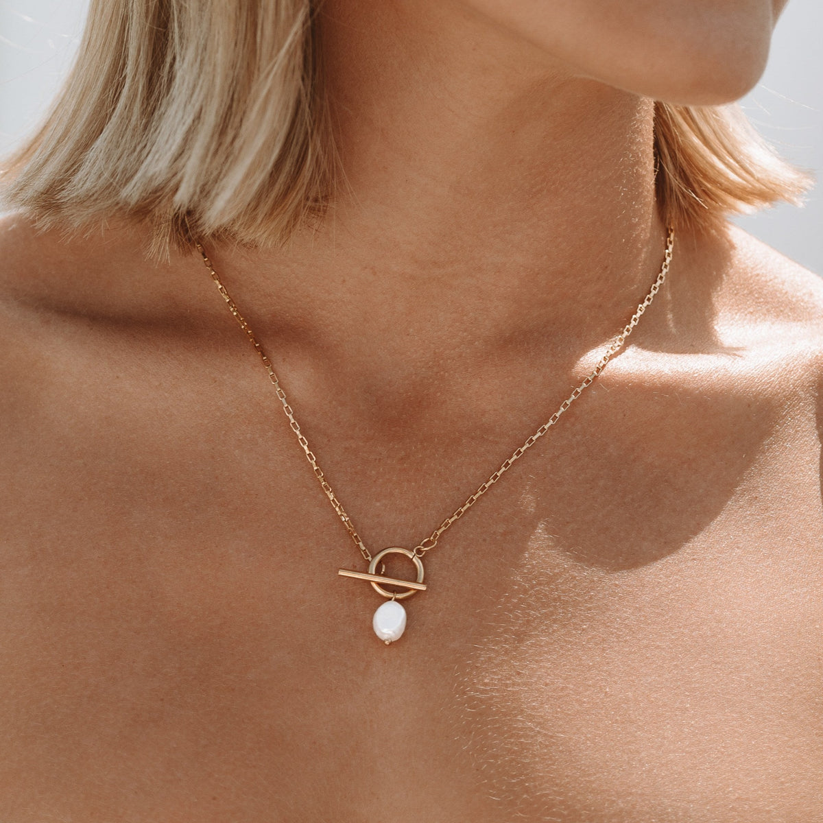 Collier Fermoir Toggle Perle d'Eau Douce Femme Acier Inoxydable
