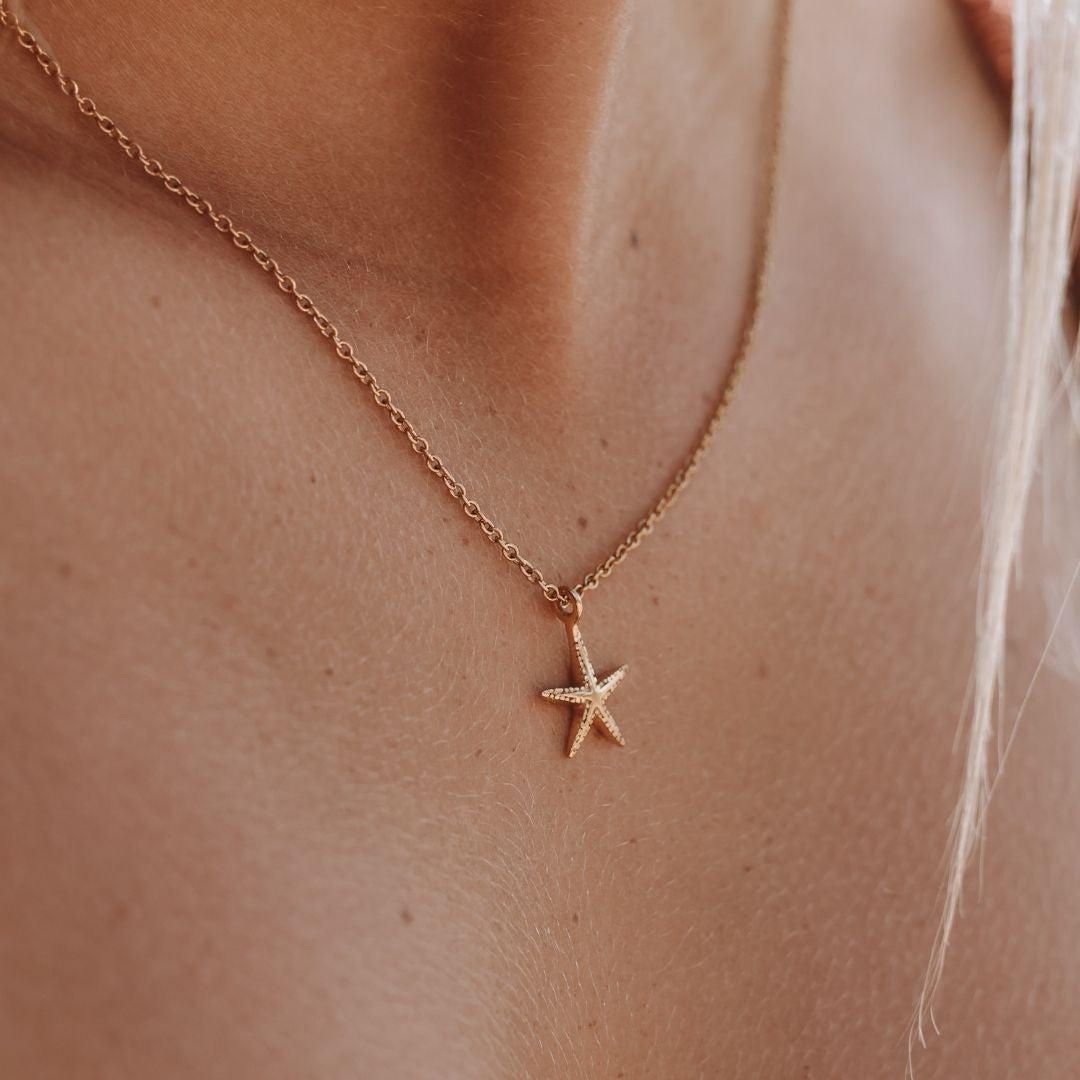 Collier Pendentif Étoile de Mer Femme Acier Inoxydable