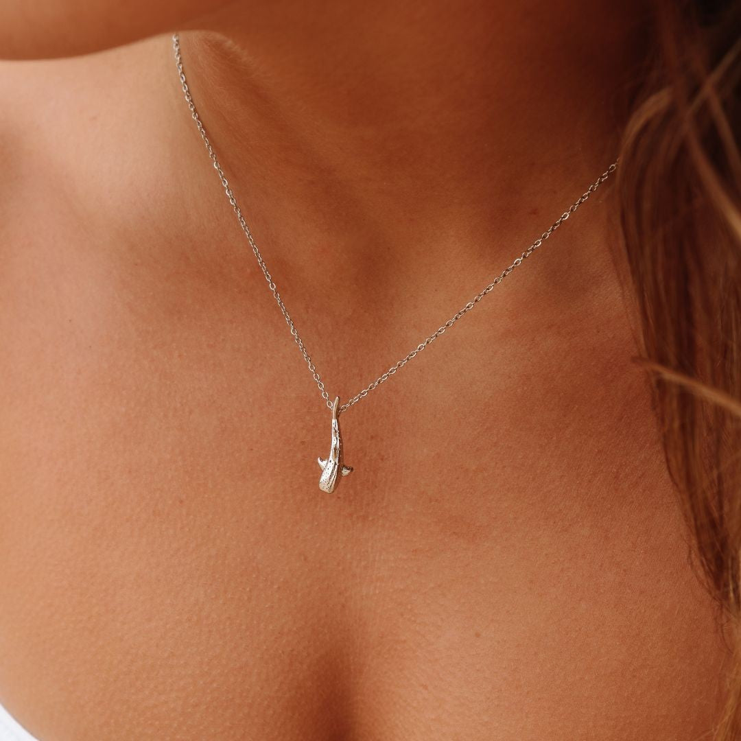 Collier Pendentif Requin-Baleine Femme Acier Inoxydable