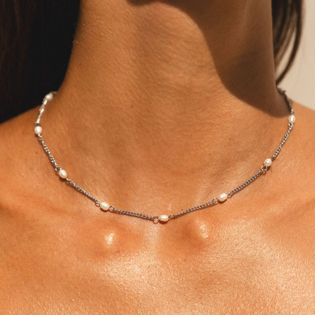 Collier Ras de Cou Chaîne Fine Perles Femme Acier Inoxydable