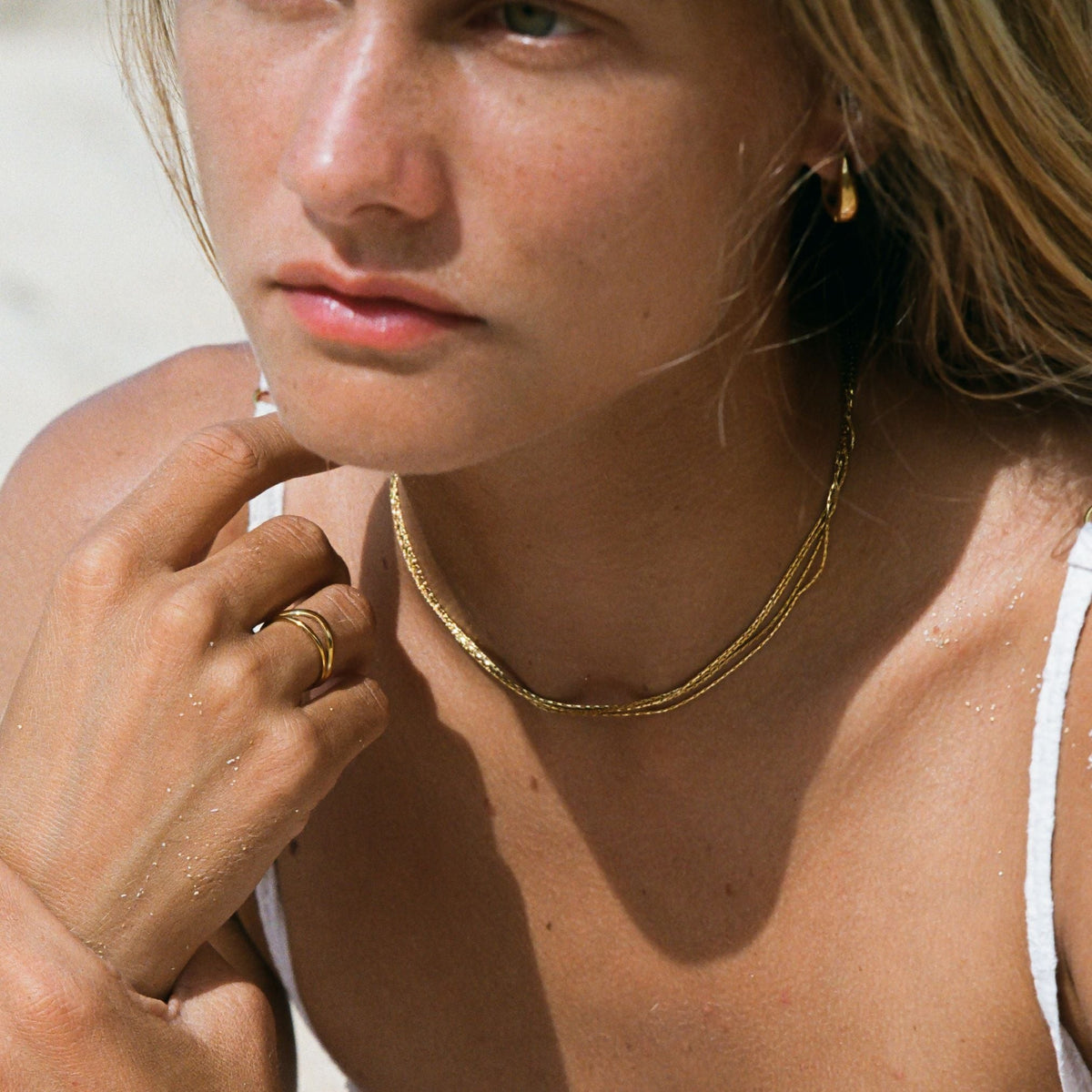 Collier Ras de Cou Quatre Rangs Femme Acier Inoxydable