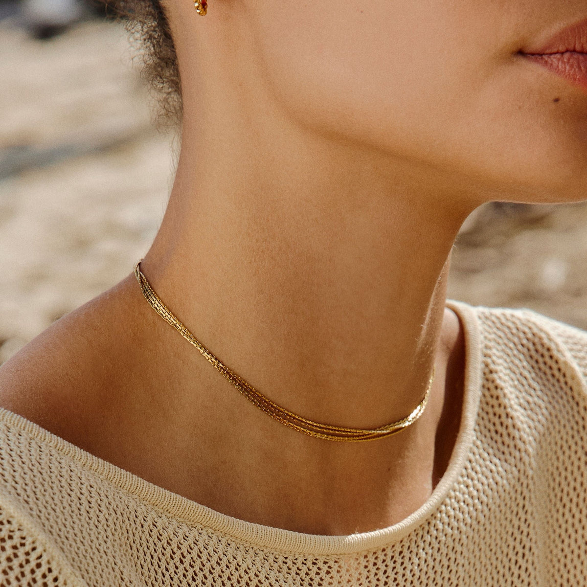 Collier Ras de Cou Quatre Rangs Femme Acier Inoxydable