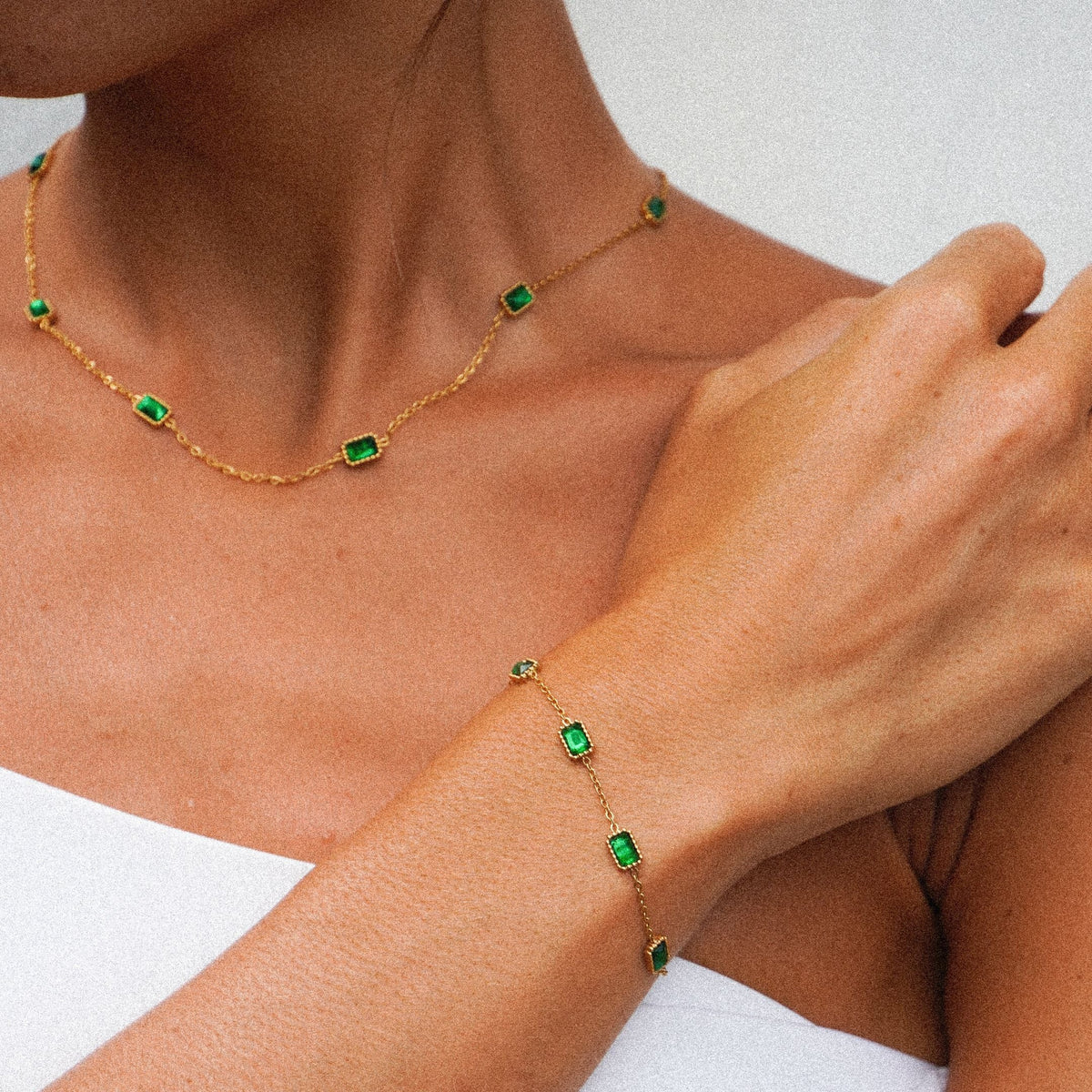 Collier Zircons Verts Rectangulaires Femme Acier Inoxydable