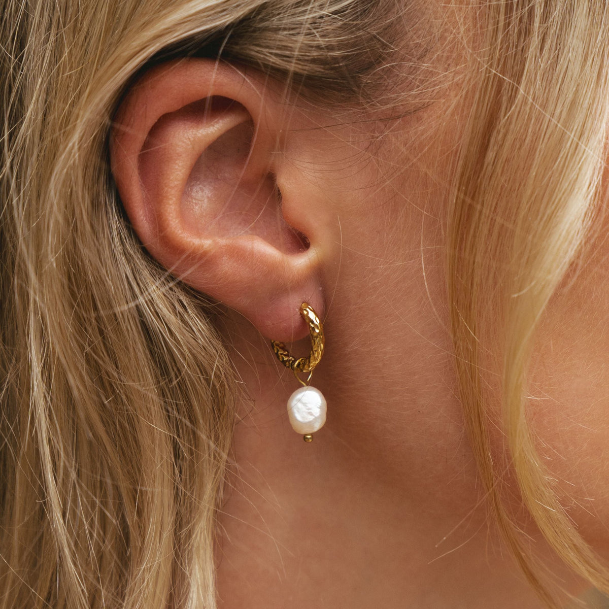 Créoles Martelées Perle Femme Acier Inoxydable